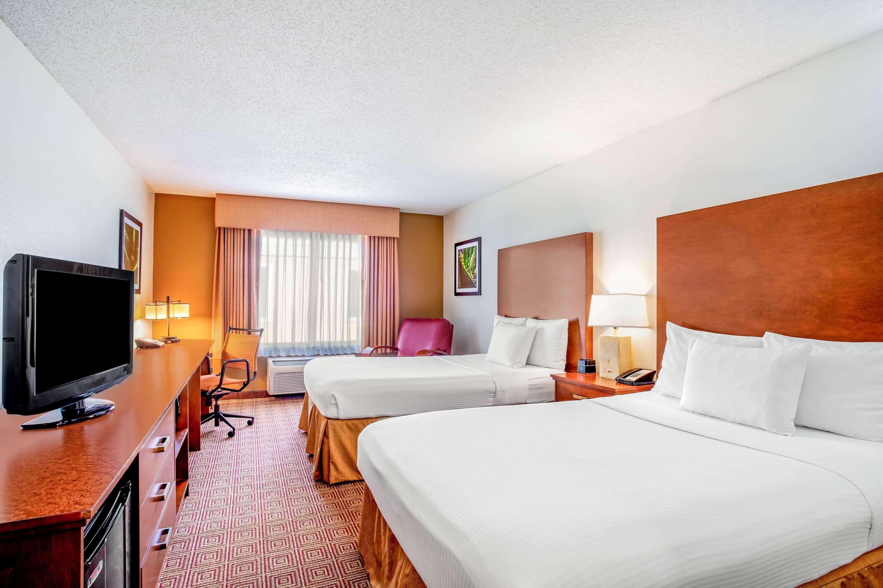 Hotel La Quinta By Wyndham Danbury Exterior foto