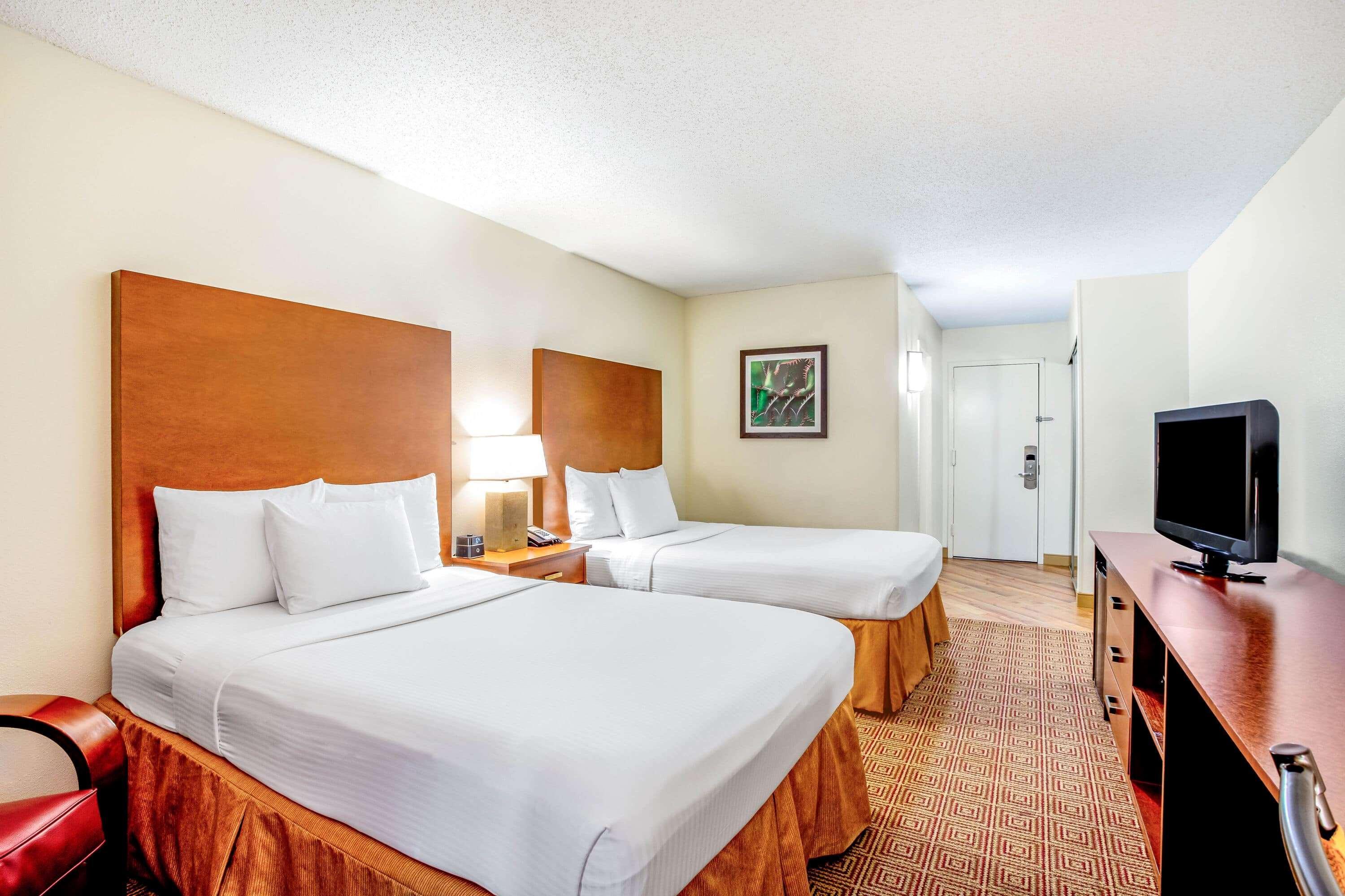 Hotel La Quinta By Wyndham Danbury Exterior foto
