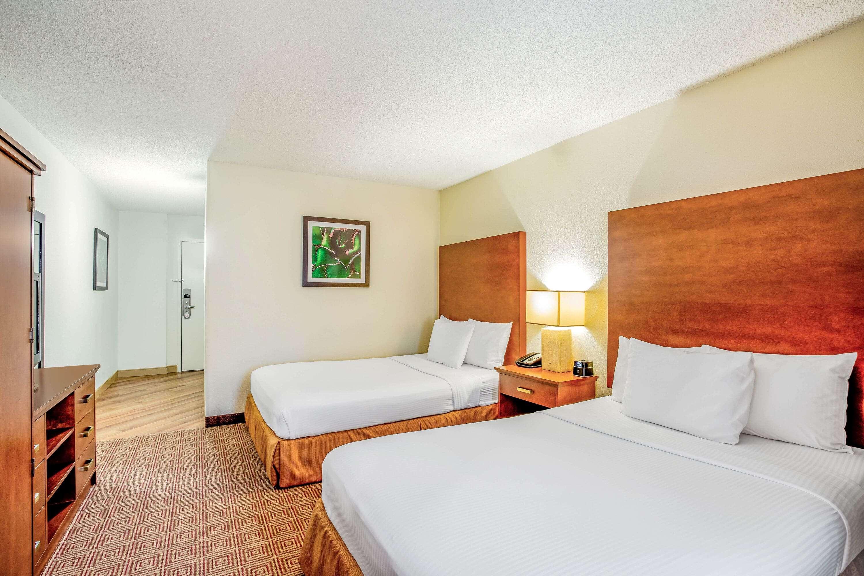 Hotel La Quinta By Wyndham Danbury Exterior foto
